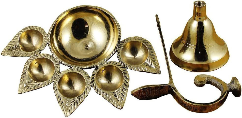 Crafts of India Handheld Brass Panch Diya / Oil Lamp for Puja Aarti for Diwali/Navratri Festival & Pooja