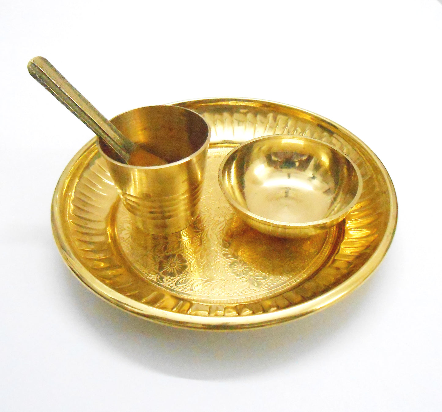 Crafts of India Brass Thali Set for Bhog to Kanha Thakur ji Indian Hindu God Rituals Puja Plate. Set of 4 Pieces, (Plate, Katori, Glass, Spoon)