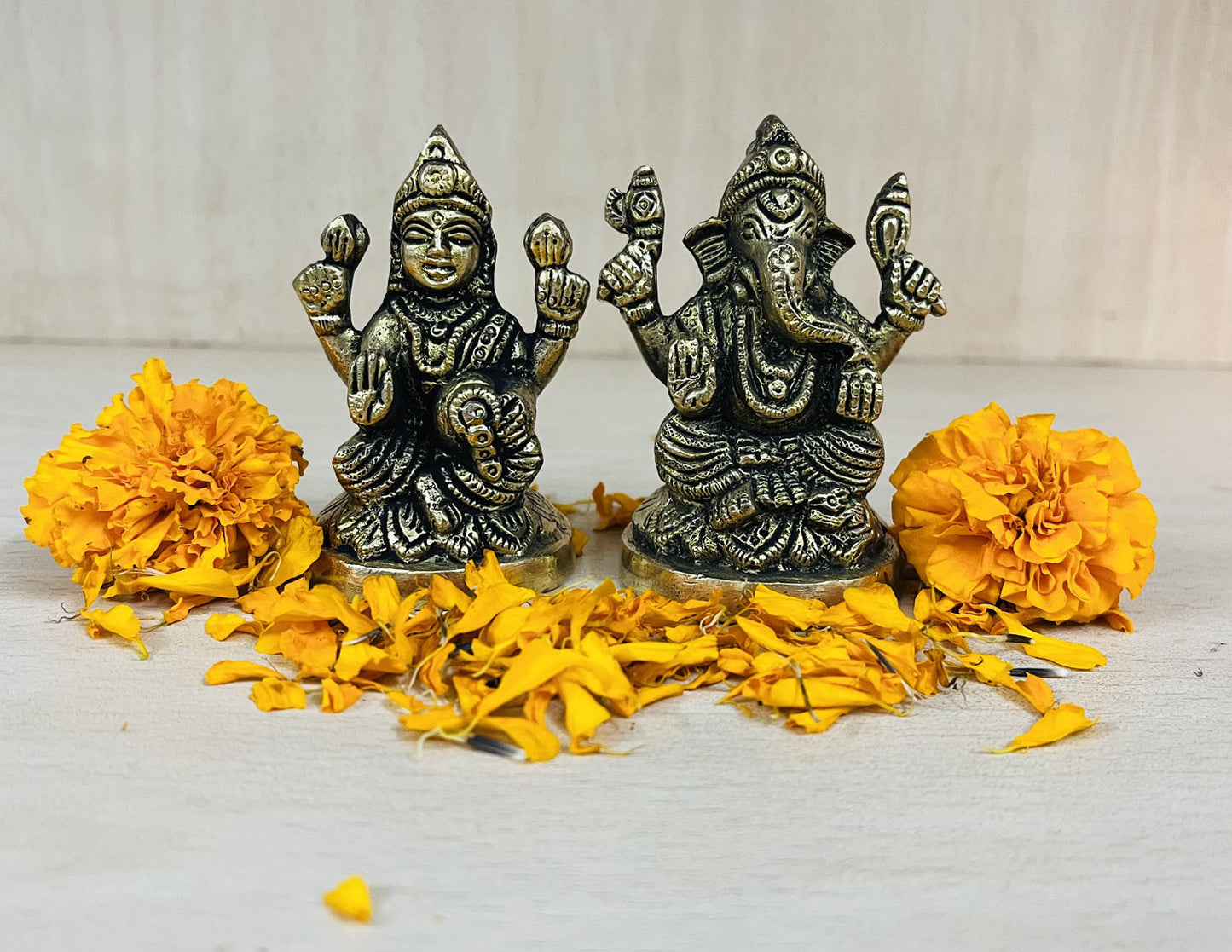 Crafts of India Divine Lakshmi Ganesha Small Brass Statue
