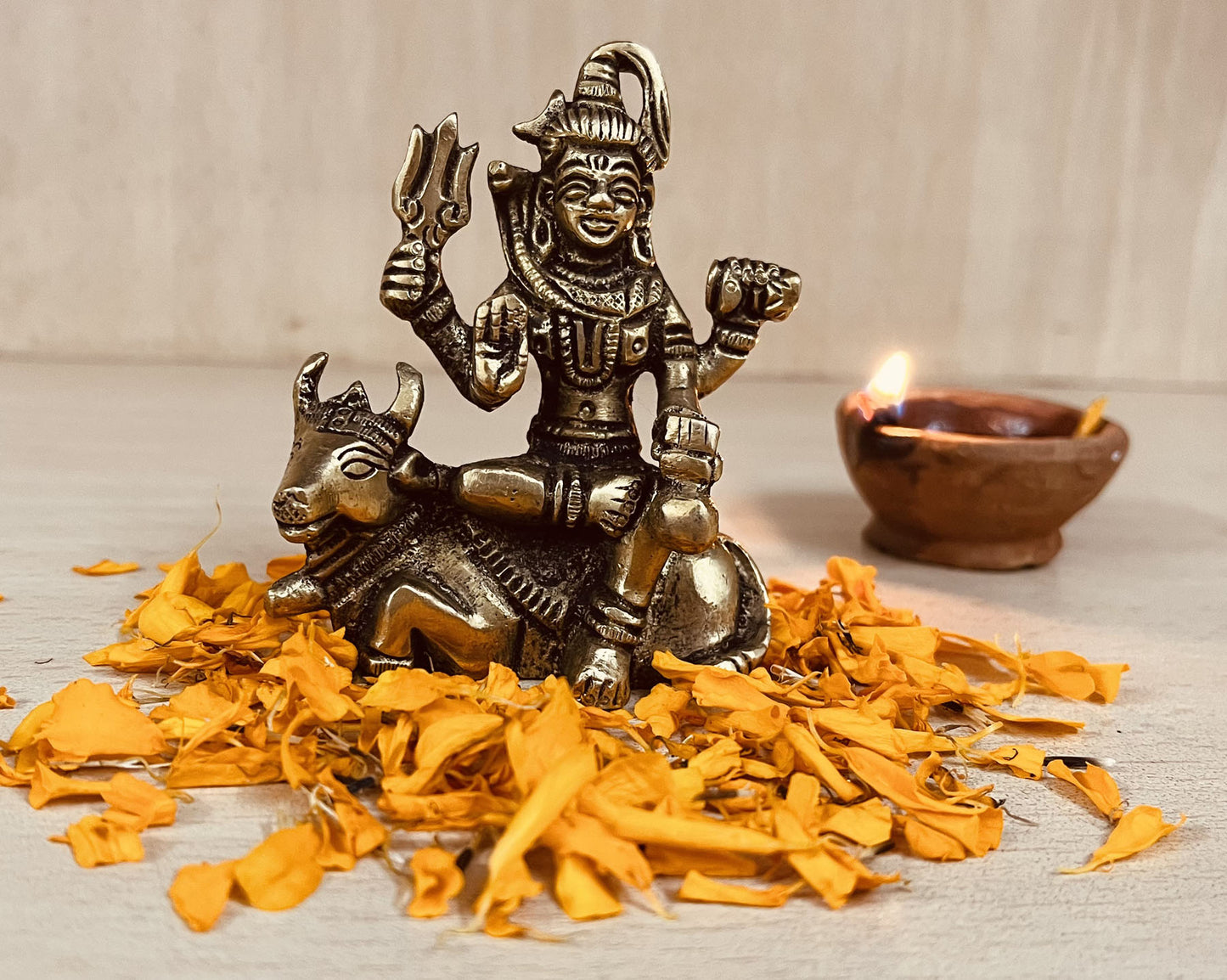 Crafts of India Lord Shiva on his Vehicle Nandi Small Brass Statue