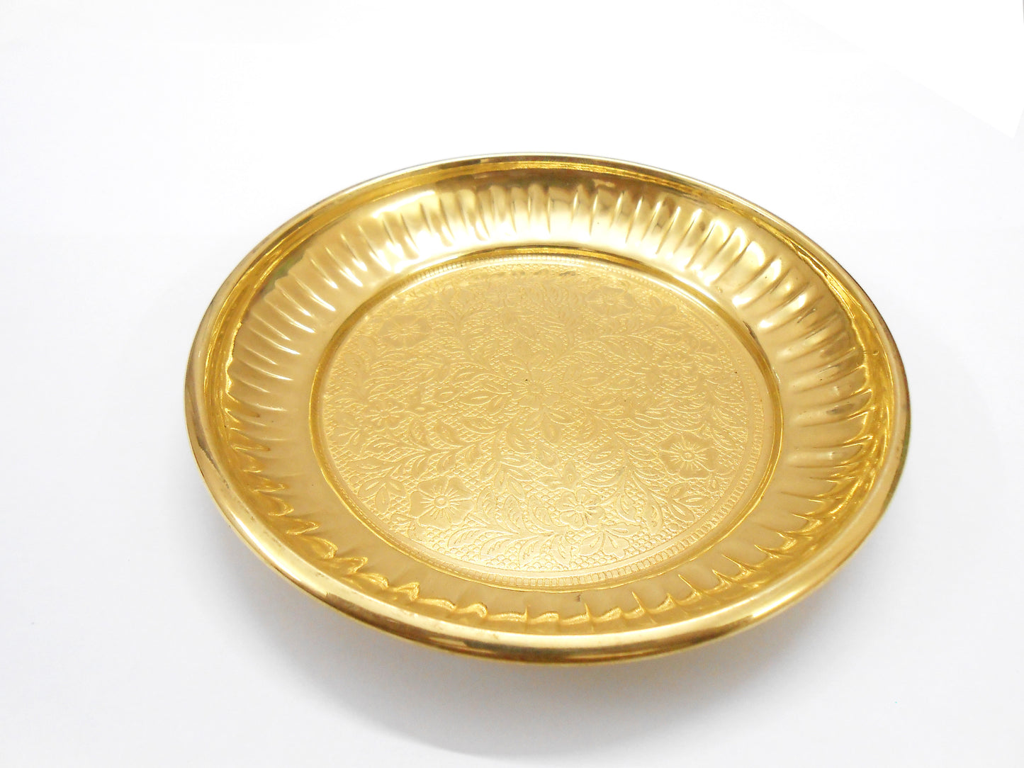 Crafts of India Brass Thali Set for Bhog to Kanha Thakur ji Indian Hindu God Rituals Puja Plate. Set of 4 Pieces, (Plate, Katori, Glass, Spoon)