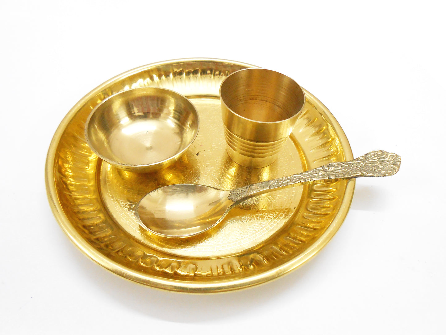 Crafts of India Brass Thali Set for Bhog to Kanha Thakur ji Indian Hindu God Rituals Puja Plate. Set of 4 Pieces, (Plate, Katori, Glass, Spoon)